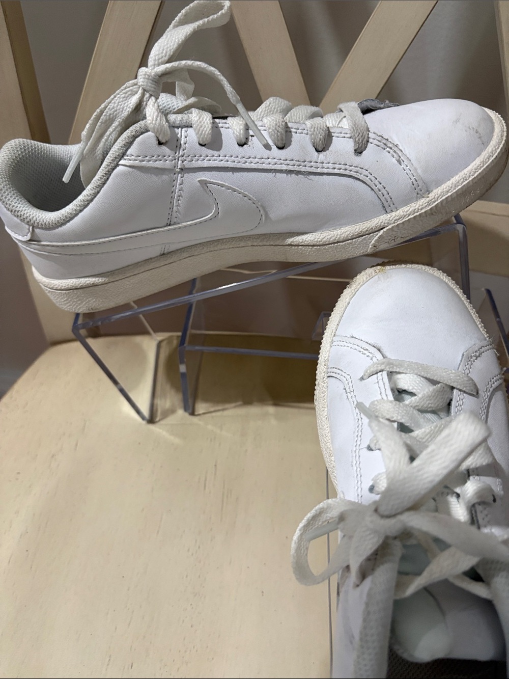 White Women's Leather Tennis Sneakers - Classic Low-Top Nikes